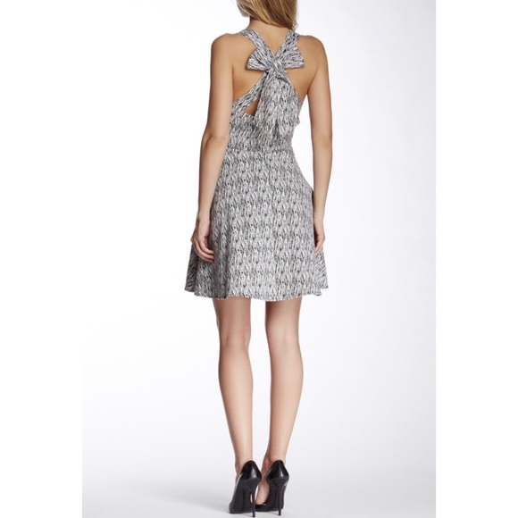 Jessica Simpson Dresses & Skirts - Jessica Simpson Bow Back Fit & Flare